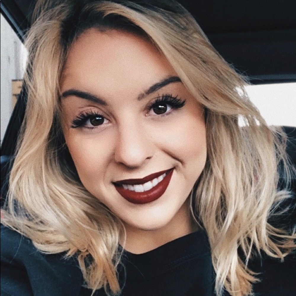 Meet your Posher, Marissa